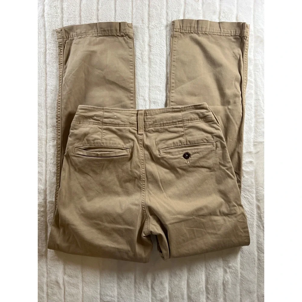 American Eagle Outfitters classic khaki